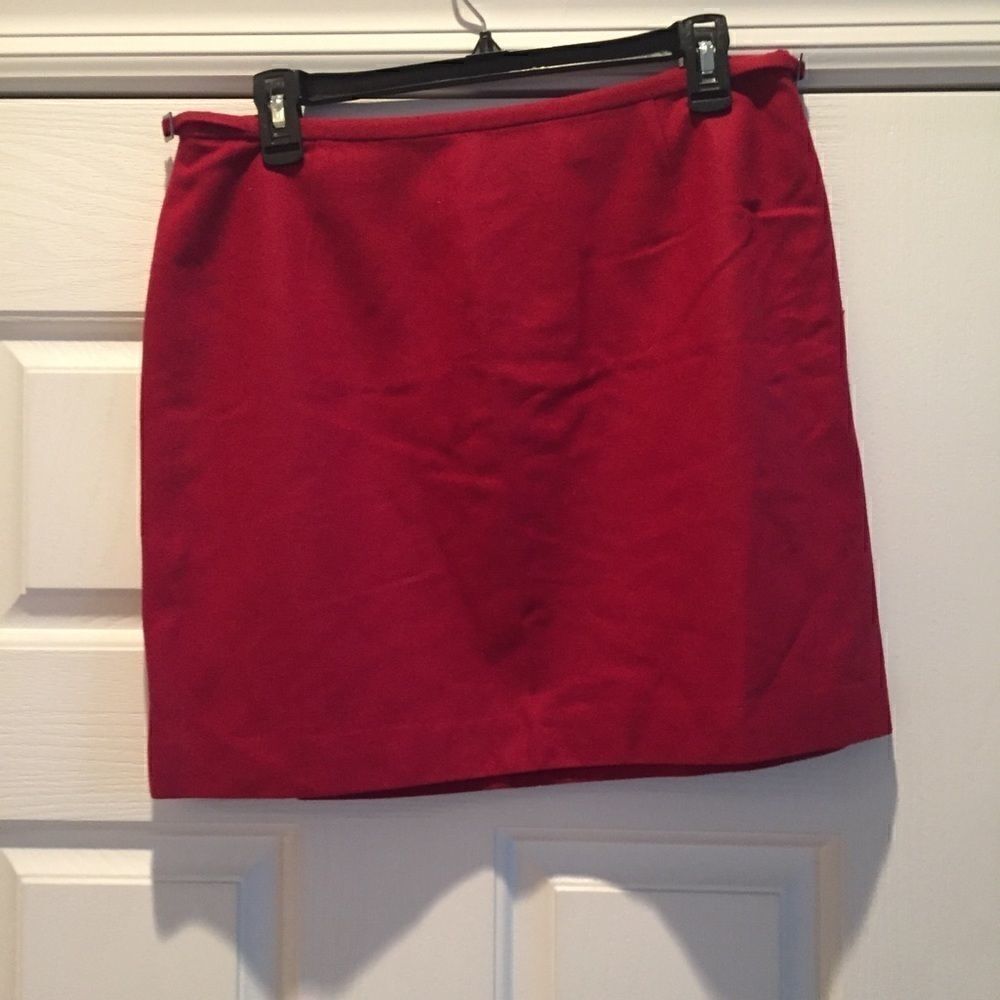 AnnโTaylorย Skirtโ